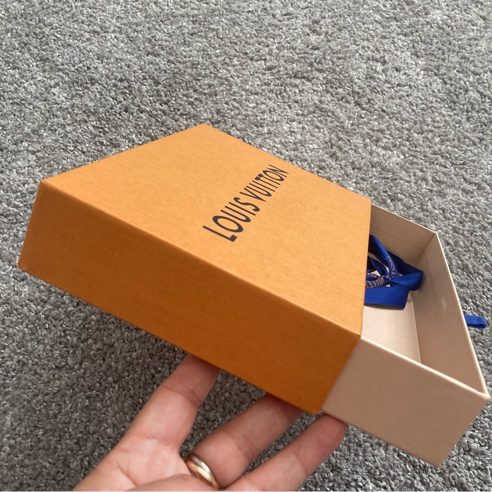 LV gift box Louis Vuitton small gift box - Picture 4 of 9